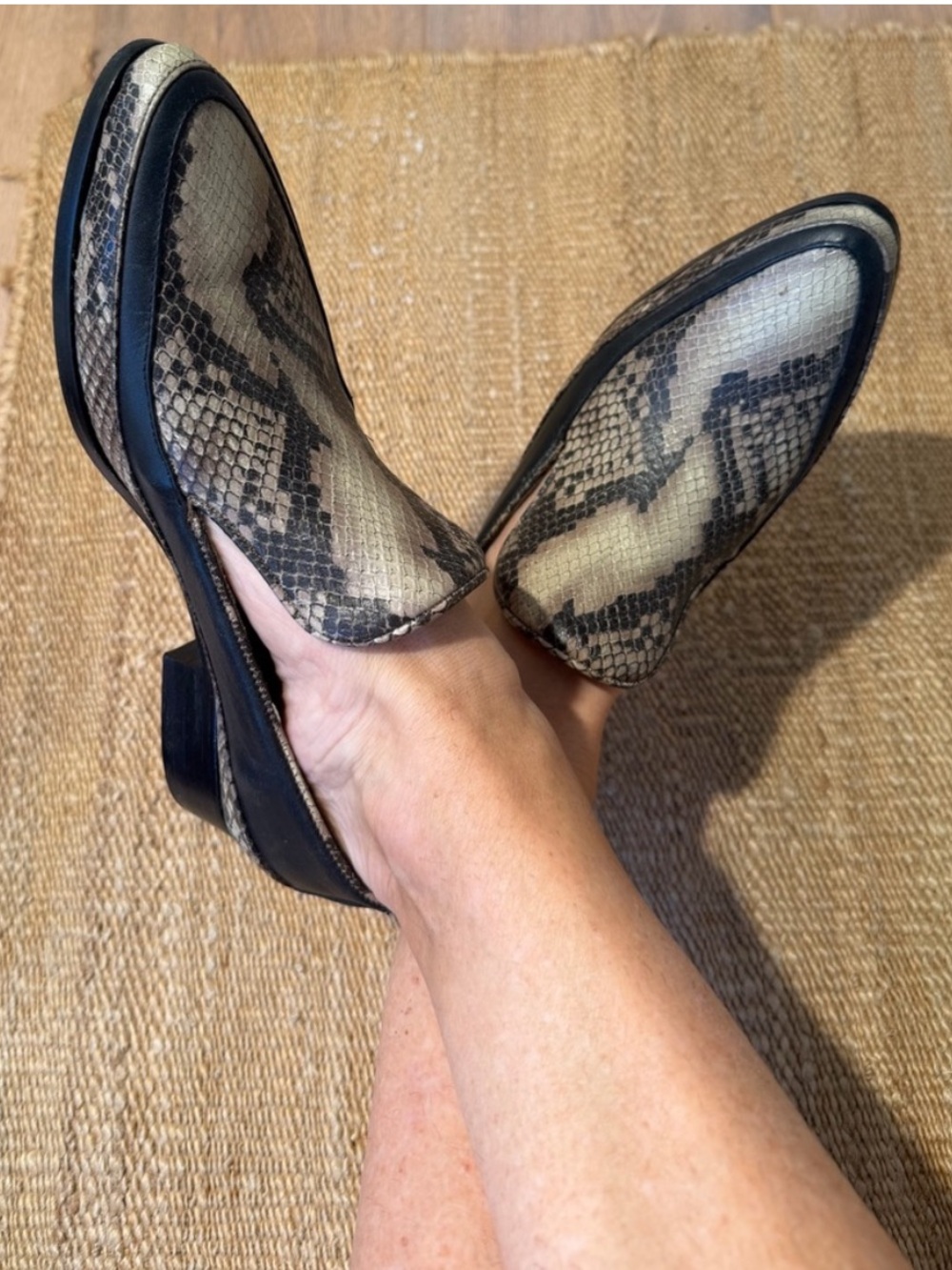 Revolve Brand Cartel Women’s Snake Print Leather Loafers Black & Grey 7 NWOT
